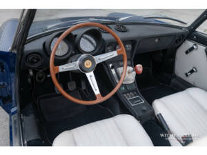 Image 13/33 of Alfa Romeo 1600 Spider (1975)