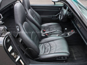 Bild 12/29 von Porsche 911 Carrera 4 (1996)