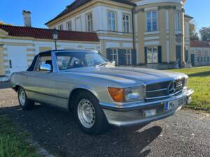 Bild 5/99 von Mercedes-Benz 280 SL (1984)