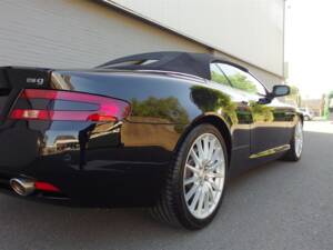 Bild 26/99 von Aston Martin DB 9 Volante (2006)