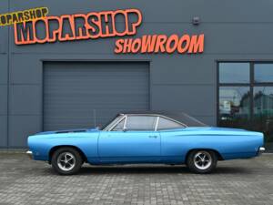 Image 21/50 of Plymouth Road Runner Hardtop Coupe (1968)