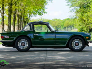 Image 37/52 of Triumph TR 6 (1973)
