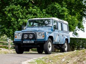 Image 1/50 of Land Rover 110 (1988)