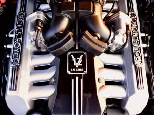 Image 43/50 de Rolls-Royce Phantom VII (2010)
