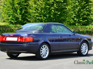 Imagen 9/50 de Audi Cabriolet 2.6 (1997)