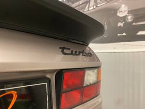 Bild 10/15 von Porsche 944 Turbo S (1988)