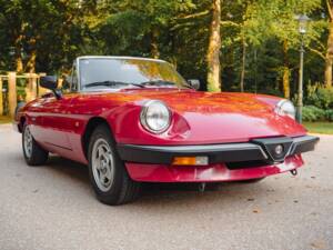 Imagen 21/32 de Alfa Romeo 1.6 Spider (1989)