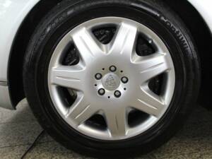 Image 5/20 of Maybach 57 (2004)