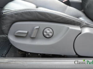 Image 31/50 of Audi S4 (2005)