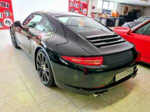 Imagen 4/21 de Porsche 911 Carrera (2015)