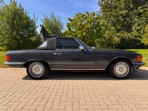Imagen 12/93 de Mercedes-Benz 300 SL (1988)