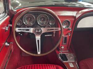 Image 15/49 of Chevrolet Corvette Sting Ray Convertible (1964)