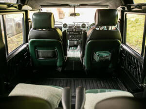 Image 35/50 de Land Rover Defender 110 Works V8 (2011)