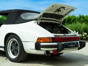 Bild 28/50 von Porsche 911 Carrera 3.2 (1986)