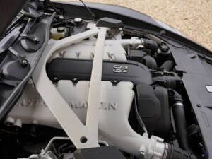 Immagine 32/50 di Aston Martin Vanquish (2017)