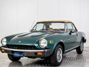 Immagine 33/50 di FIAT 124 Spider CS1 (1977)