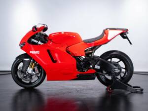 Image 1/50 de Ducati DUMMY (2008)