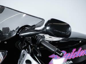Bild 35/50 von Honda DUMMY (1994)