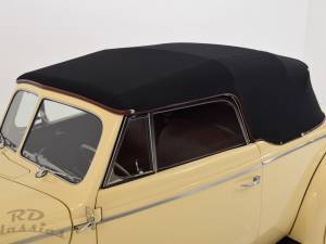Image 29/50 of Ford Deluxe Coupé Convertible (1940)