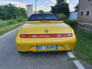 Imagen 4/18 de Alfa Romeo Spider 2.0 Twin Spark (1999)