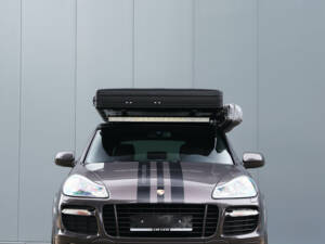 Image 8/75 of Porsche Cayenne GTS (2009)