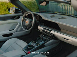 Image 27/49 de Porsche 911 Carrera 4S (2020)