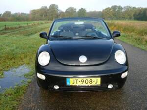 Bild 3/7 von Volkswagen New Beetle 1.4 (2004)