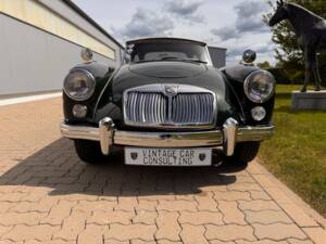 Image 5/79 of MG MGA 1600 (1961)