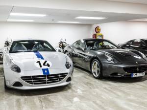 Bild 28/28 von Ferrari California (2011)