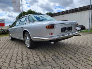 Image 13/56 of Maserati Quattroporte 4200 (1968)