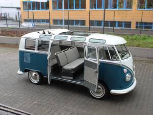 Image 5/26 of Volkswagen T1 Samba (1966)