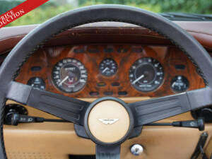 Afbeelding 35/50 van Aston Martin V8 Volante (1981)
