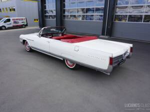 Bild 4/52 von Buick Electra 225 Custom Convertible (1964)