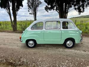 Image 52/53 of FIAT 600 D Multipla (1967)