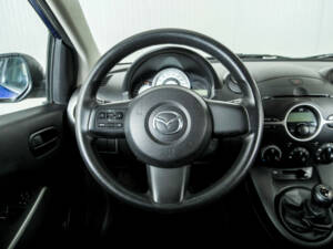Bild 8/48 von Mazda 2 - 1.3 MZR (2009)