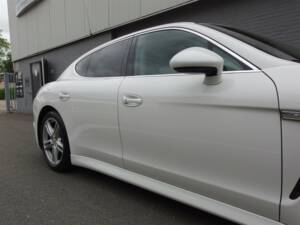 Image 26/98 of Porsche Panamera S (2010)