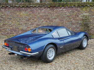 Image 2/50 de Ferrari Dino 246 GT (1972)