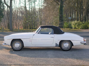 Image 14/42 de Mercedes-Benz 190 SL (1961)