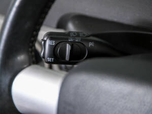 Bild 24/50 von Volkswagen New Beetle 2.0 (2003)