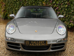 Image 43/50 de Porsche 911 Targa 4 (2007)