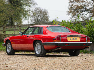 Image 4/33 of Jaguar XJ-S 3.6 (1991)