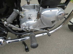 Image 14/45 de Triumph DUMMY (1965)