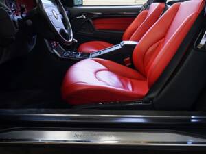 Imagen 21/41 de Mercedes-Benz SL 500 (1997)