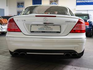 Afbeelding 12/37 van Mercedes-Benz CL 65 AMG (2005)