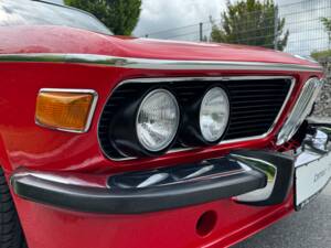 Image 14/73 of BMW 2,5 CS (1975)