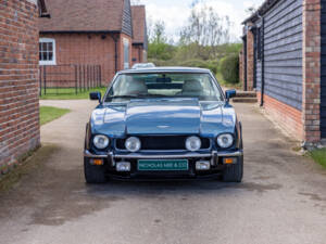 Image 15/71 de Aston Martin V8 EFi (1988)
