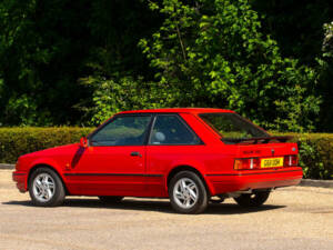 Image 24/50 of Ford Escort IV XR3i (1989)
