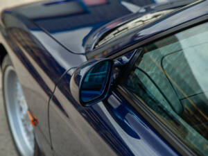 Image 32/50 de BMW 850CSi (1993)