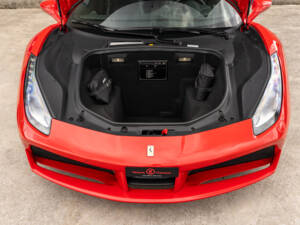 Immagine 61/85 di Ferrari 488 GTB (2015)