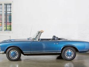 Imagen 2/20 de Mercedes-Benz 280 SL (1969)